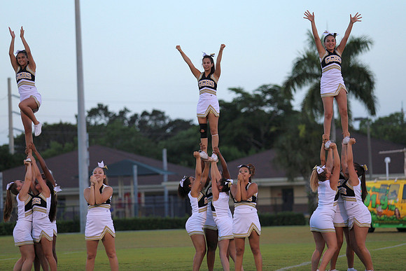 GGHS cheerleaders