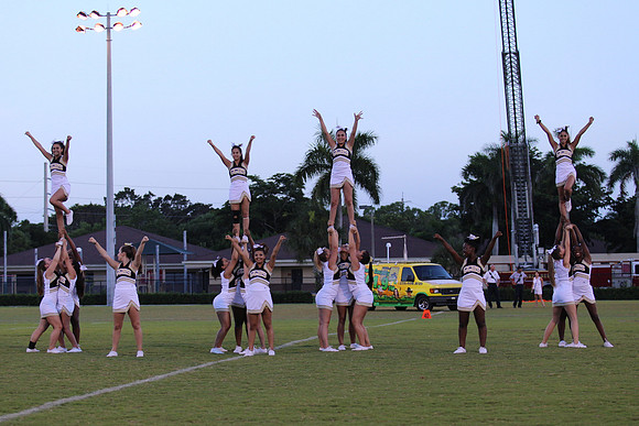 GGHS cheerleaders