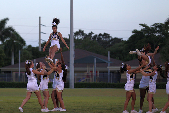 GGHS cheerleaders