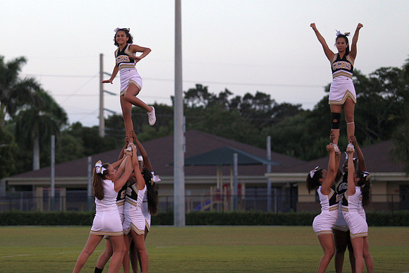 GGHS cheerleaders
