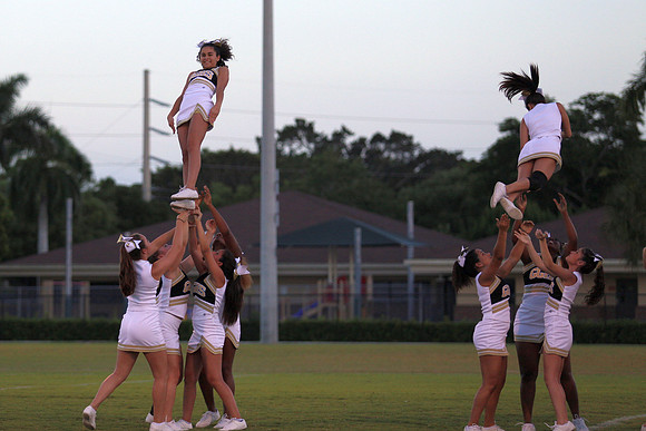 GGHS cheerleaders