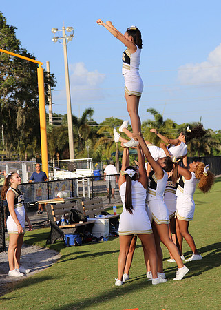 GGHS cheerleaders