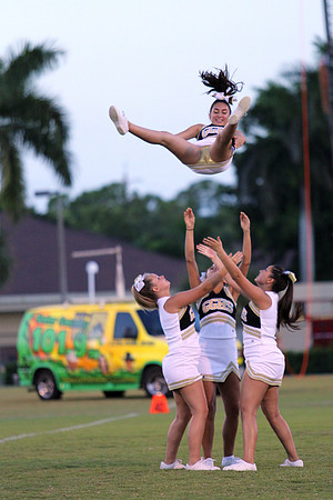 GGHS cheerleaders