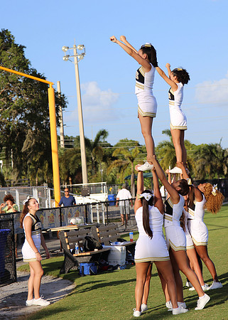 GGHS cheerleaders